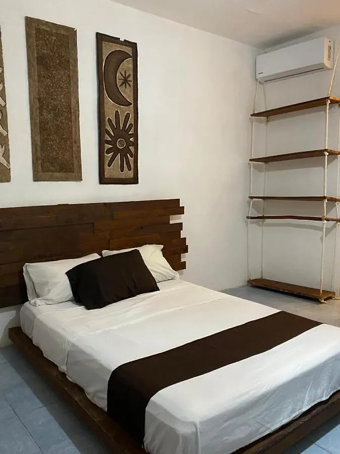 Hotel Casa De Luz פלאייה דל כרמן